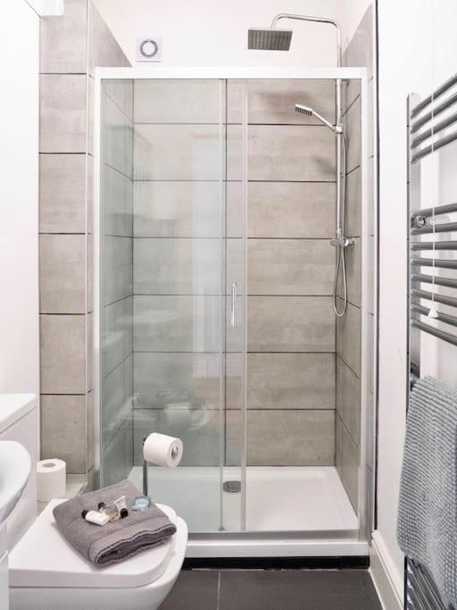 Penarth/Cardiff Bay: Deluxe Flat: 10 Mins To City! Εξωτερικό φωτογραφία