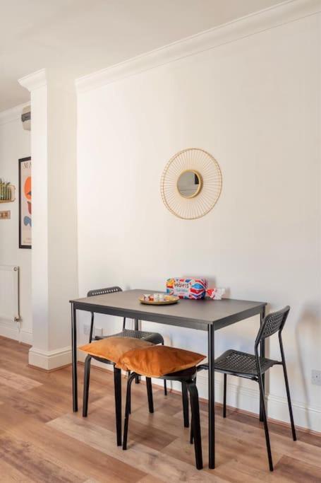 Penarth/Cardiff Bay: Deluxe Flat: 10 Mins To City! Εξωτερικό φωτογραφία